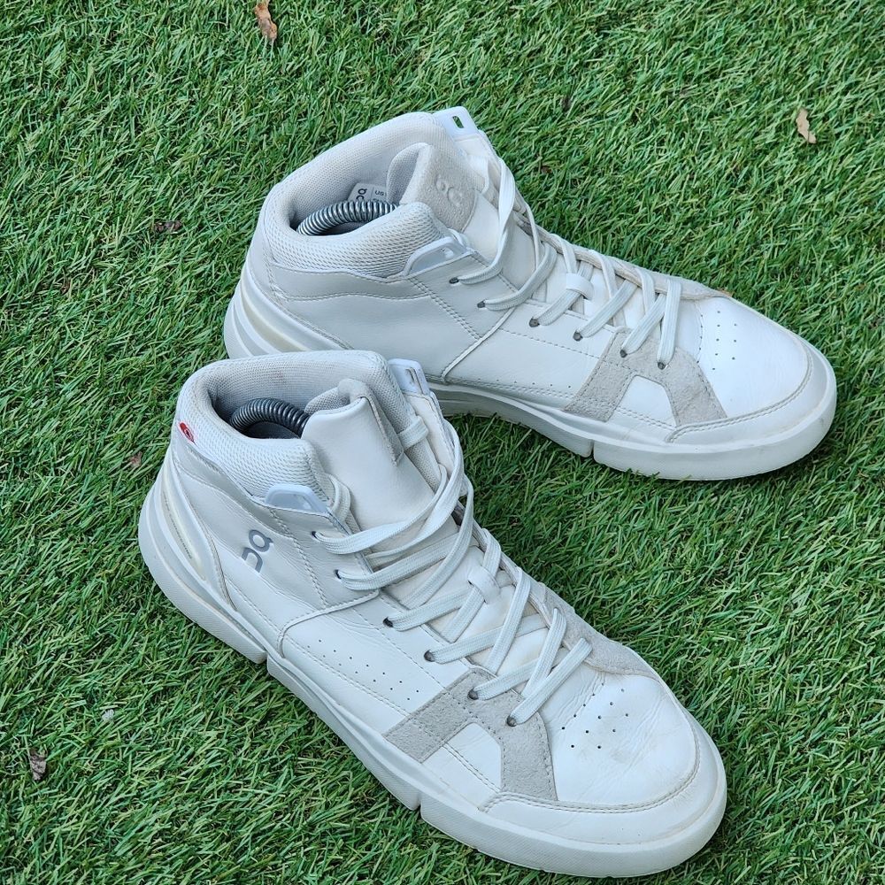 ON CLOUD THE ROGER MID - Womens Sneakers - SIZE 9